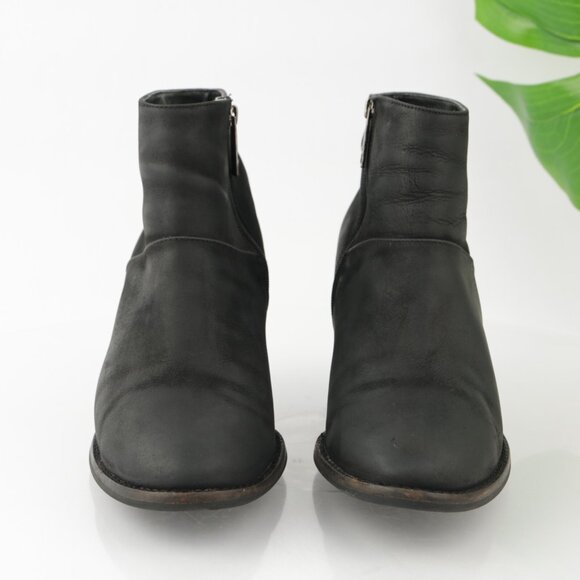 Blondo Womens Nelli Boot Size 9.5 Black Leather Waterproof Mid Block Heel Bootie - Picture 2 of 13